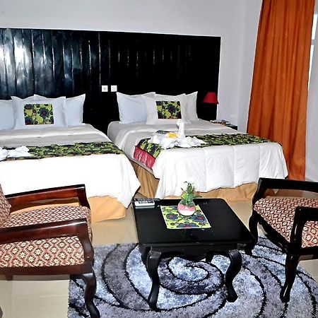 Hotel Bkbg Lome Exterior photo