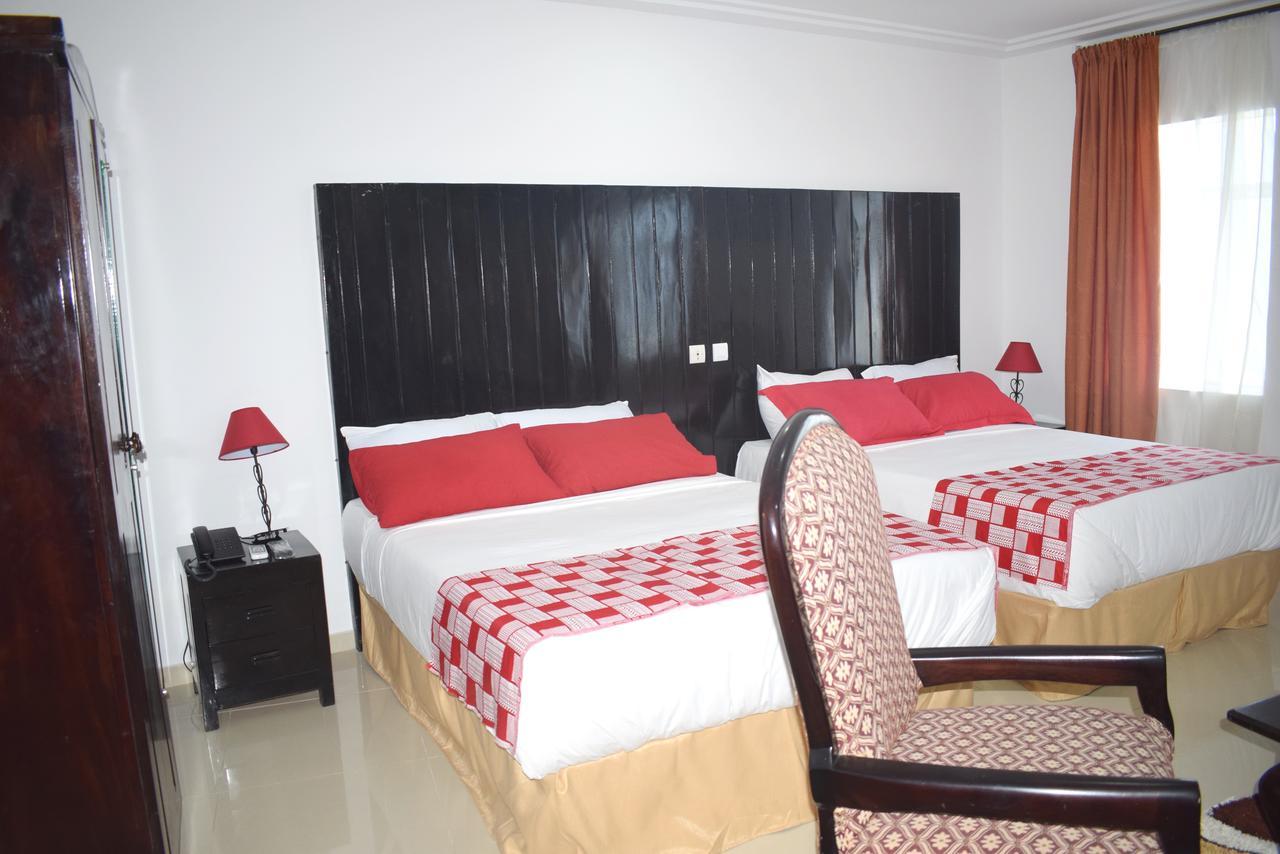 Hotel Bkbg Lome Exterior photo