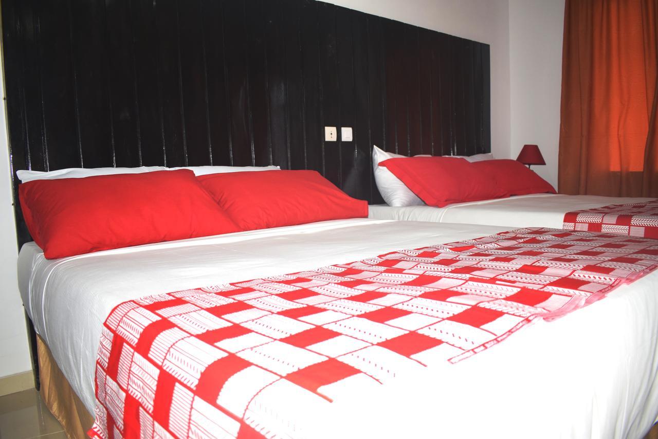 Hotel Bkbg Lome Exterior photo